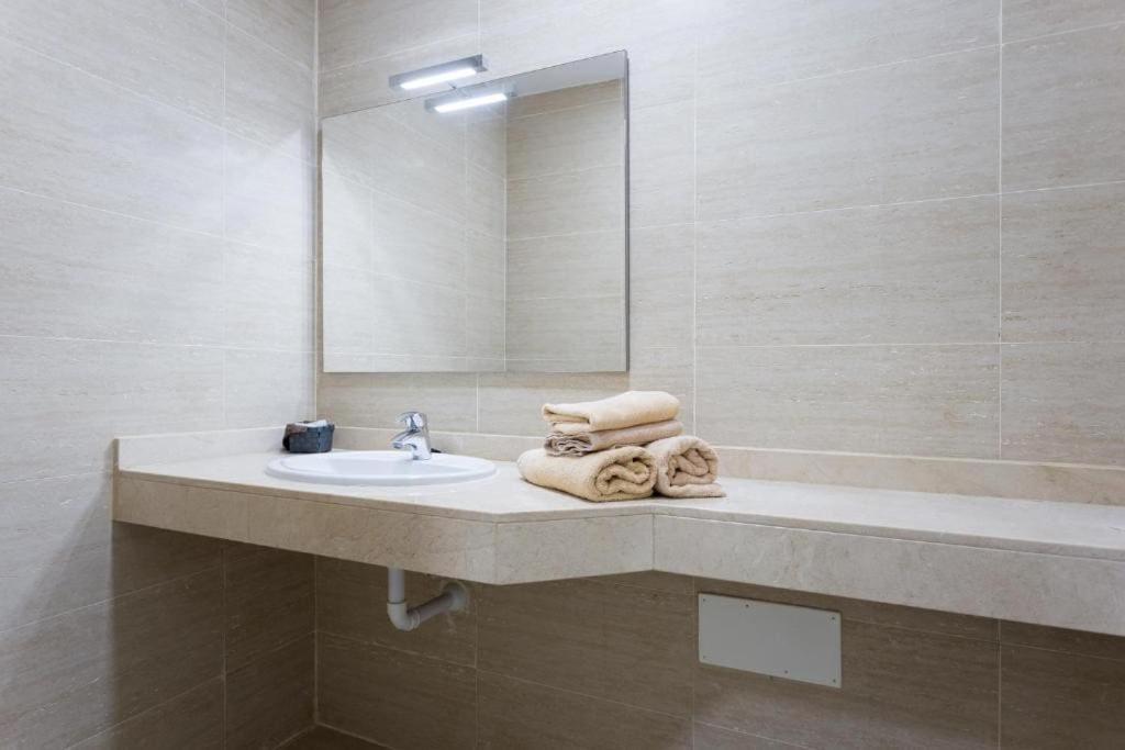 Prachtig luxe appartement met zeezicht San Miguel de Abona Buitenkant foto