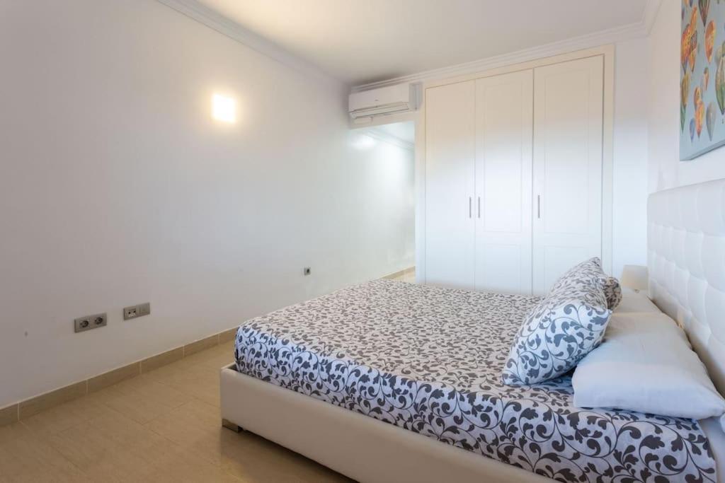 Prachtig luxe appartement met zeezicht San Miguel de Abona Buitenkant foto